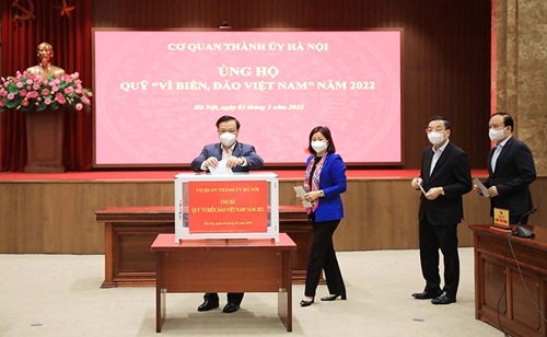 Cơ quan Thành ủy Hà Nội quyên góp ủng hộ Quỹ ''Vì biển, đảo Việt Nam''